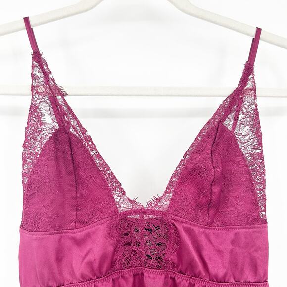 Victorias Secret VS Womens Coquette Lace Slip Babydoll Dress Chemise Size S Wine - Picture 3 of 10
